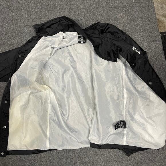 Disney x Neff Mickey Mouse Coach Jacket size Medium - Picture 4 of 4